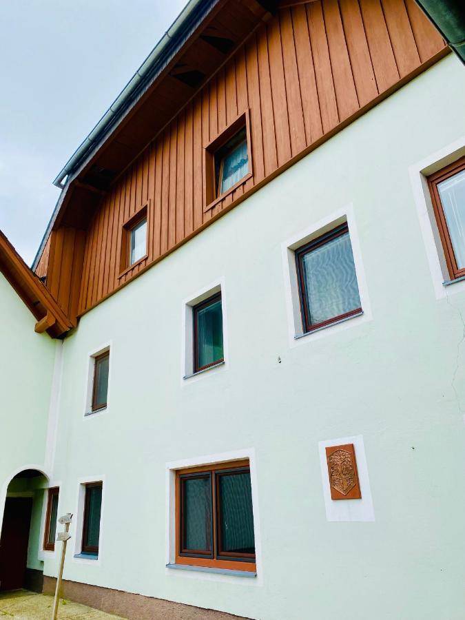 Gutshof Zum Wurzgarten Hainbach Exterior foto